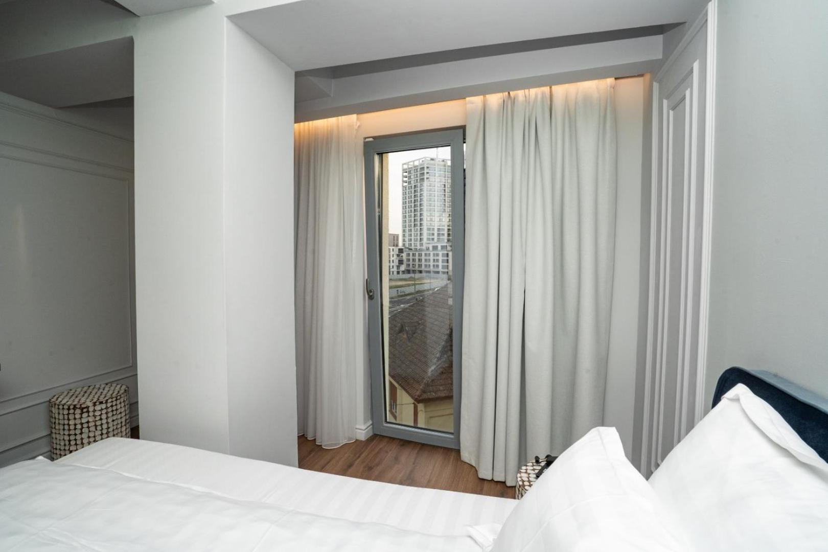 Cosmopolita Boutique Hotel Timisoara Exterior photo