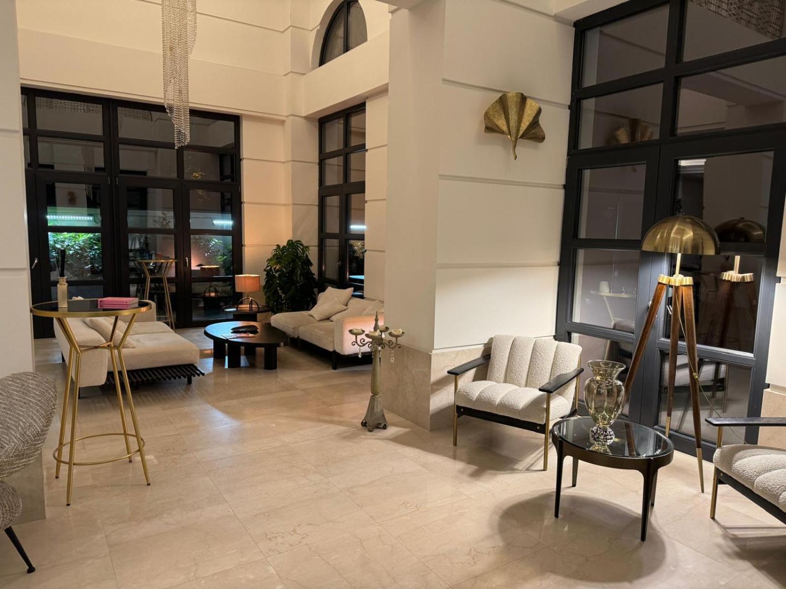 Cosmopolita Boutique Hotel Timisoara Exterior photo