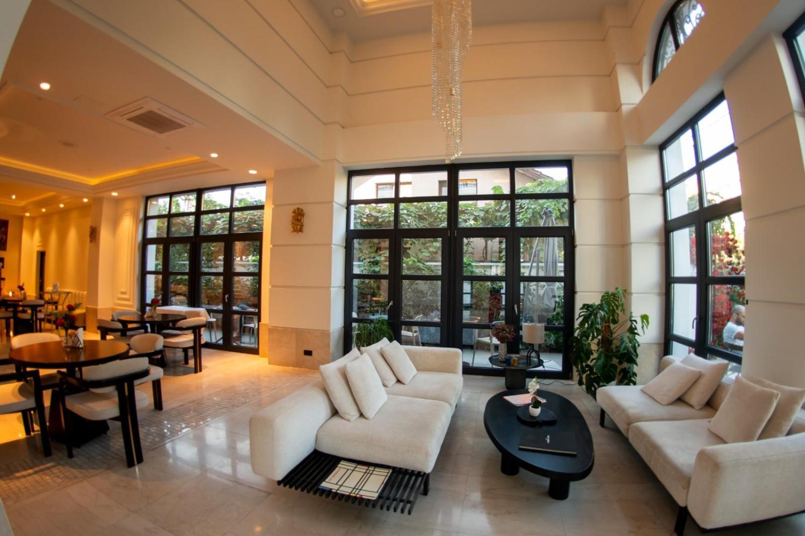 Cosmopolita Boutique Hotel Timisoara Exterior photo